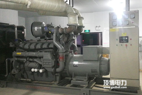 1000KW帕金斯广西顶博发电机组制造